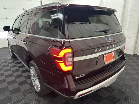 Used 2024 Ford Expedition Limited AWD/4WD image 7