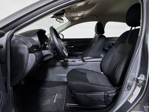 Used 2024 Nissan Sentra SV image 17