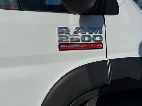 Used 2022 RAM ProMaster 2500 FWD image 6