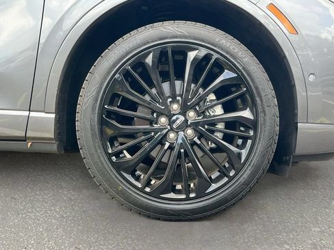 Used 2023 Lincoln Corsair Reserve FWD image 31