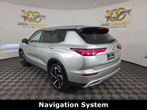 Used 2024 Mitsubishi Outlander SE FWD image 7