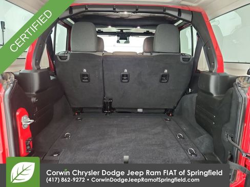 Certified 2025 Jeep Wrangler Unlimited Sahara AWD/4WD image 21