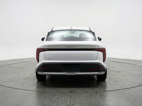 Used 2025 Kia K4 FWD image 7