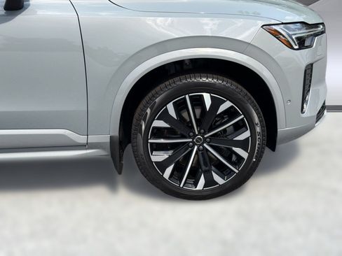 New 2026 Volvo XC90 T8 Ultra w/ Protection Package AWD/4WD image 11