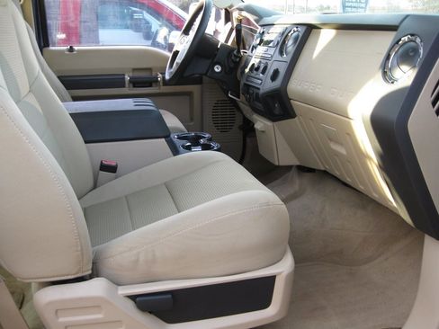 Used 2008 Ford F250 XLT image 25