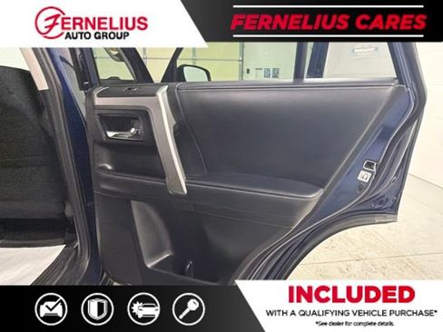 Used 2021 Toyota 4Runner SR5 AWD/4WD image 19