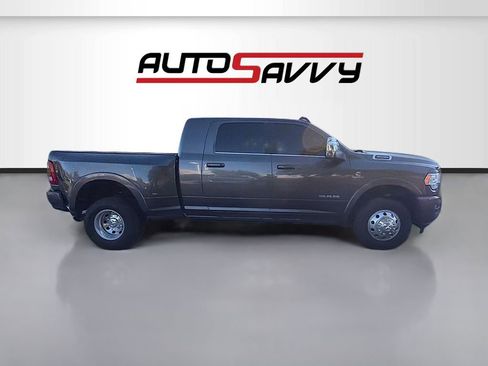 Used 2024 RAM 3500 Limited AWD/4WD image 8