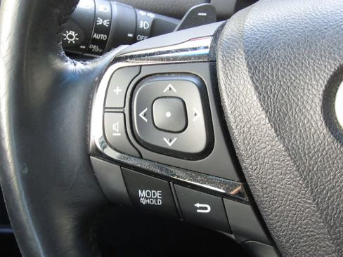 Used 2014 Toyota Avalon Limited FWD image 23