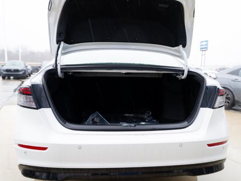 New 2025 Honda Accord EX-L image 30