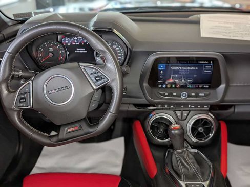 Used 2023 Chevrolet Camaro SS RWD image 5