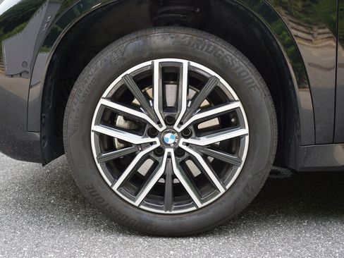 Used 2026 BMW X1 xDrive28i AWD/4WD image 12