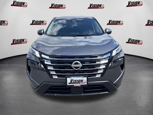 Certified 2026 Nissan Rogue SV AWD/4WD image 2