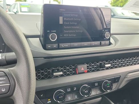 Certified 2023 Honda Accord EX image 24