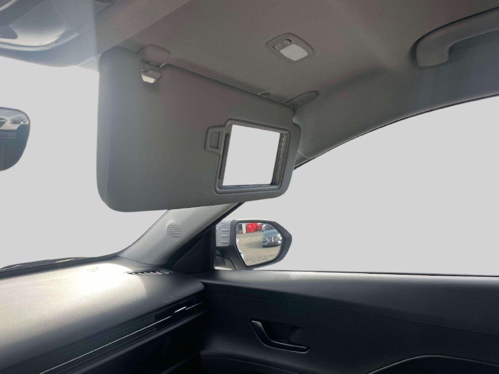 Certified 2024 Hyundai Kona SEL w/ Convenience Package AWD/4WD image 34