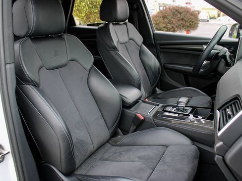 Used 2021 Audi SQ5 Premium Plus w/ Premium Plus Package image 22