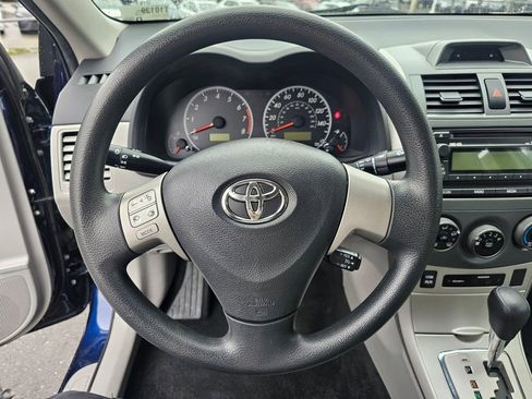 Used 2012 Toyota Corolla LE image 23
