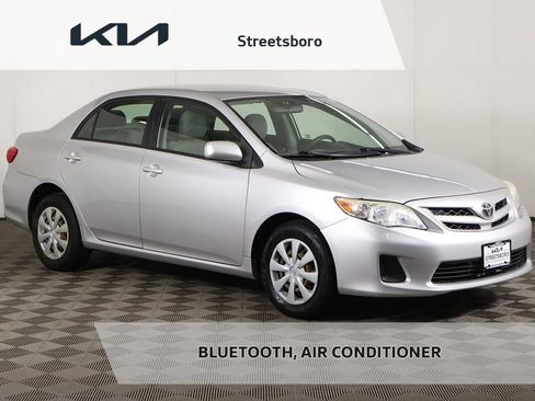Used 2011 Toyota Corolla LE FWD image 1
