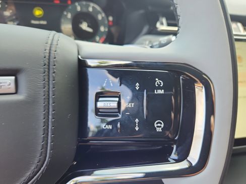 Used 2026 Land Rover Range Rover Velar S image 20