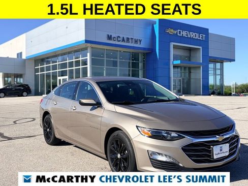 Used 2025 Chevrolet Malibu LT FWD image 1