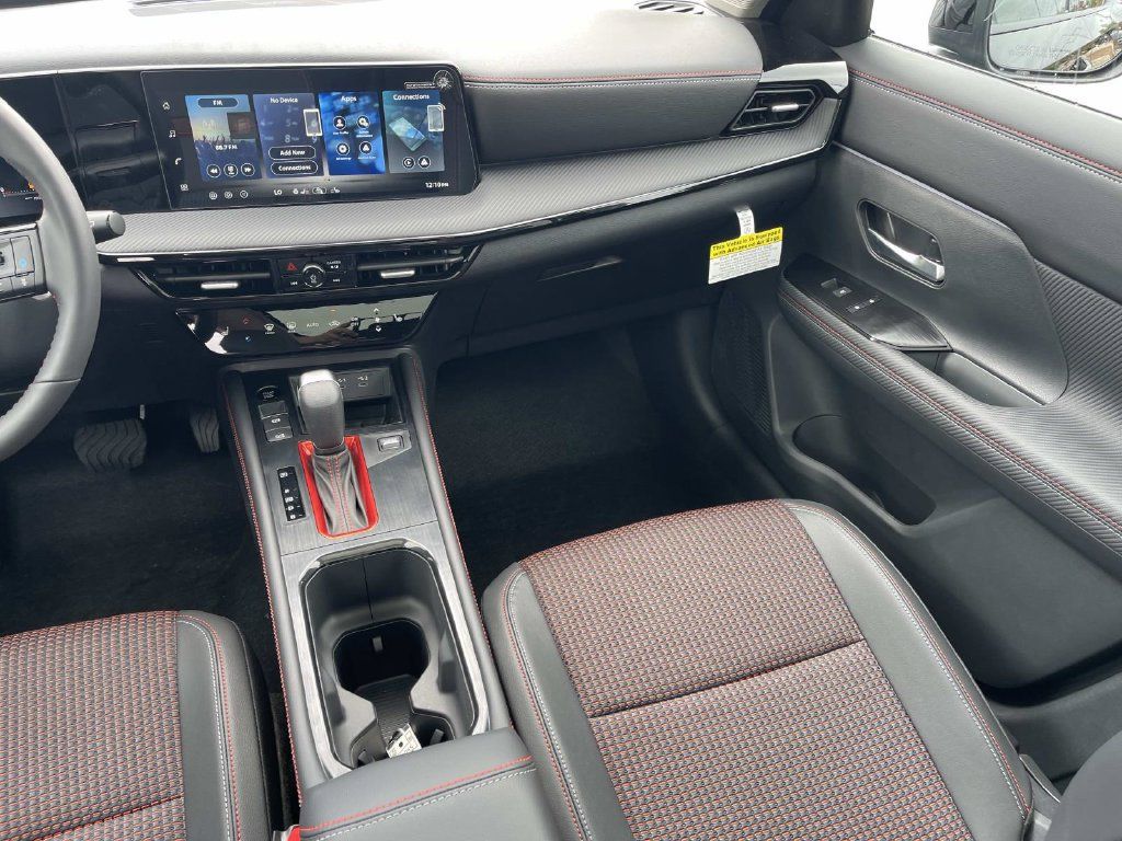 New 2027 Nissan Kicks SR w/ SR Premium Package AWD/4WD image 14