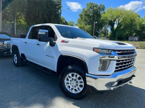 Used 2020 Chevrolet Silverado 2500 LTZ w/ LTZ Convenience Package AWD/4WD image 19