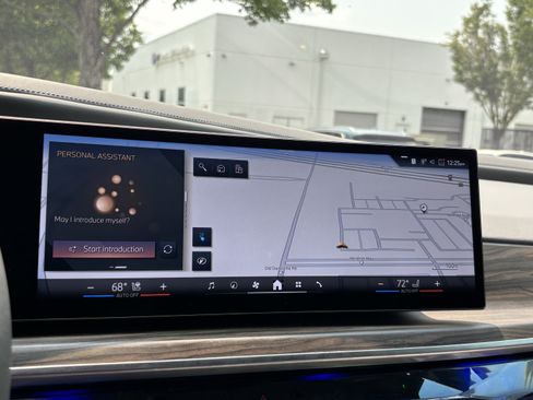 Certified 2023 BMW i7 xDrive60 AWD/4WD image 23