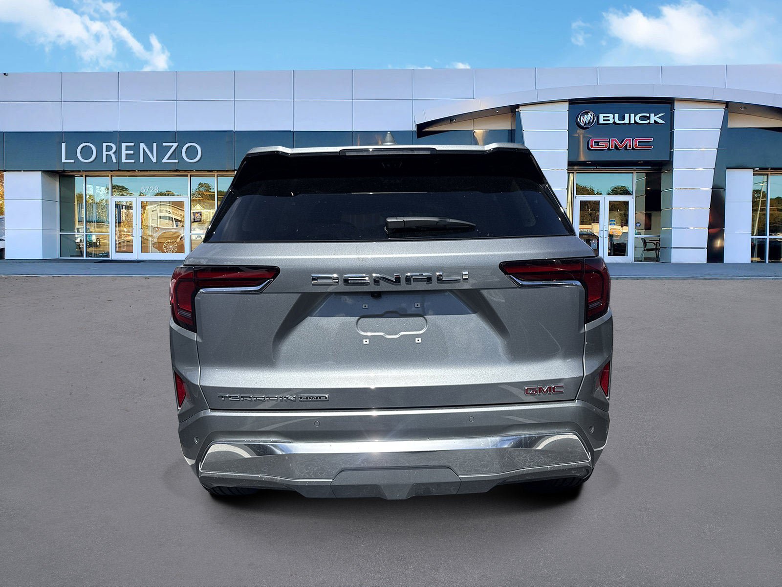 New 2027 GMC Terrain Denali w/ LPO, Floor Liner Package AWD/4WD image 5