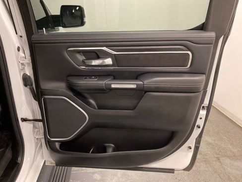 Used 2023 RAM 1500 Laramie AWD/4WD image 32