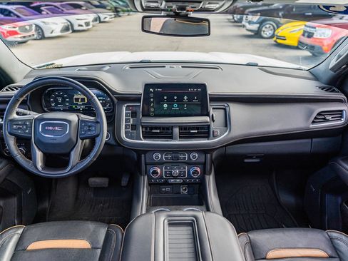 Used 2022 GMC Yukon XL AT4 image 22