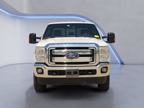 Used 2015 Ford F250 Lariat w/ Lariat Interior Package AWD/4WD image 2