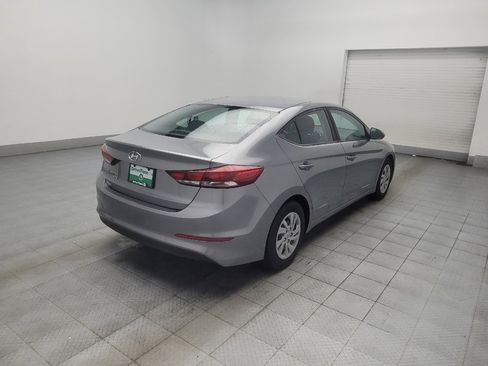 Used 2018 Hyundai Elantra SE FWD image 9