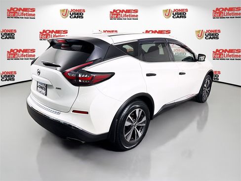 Used 2020 Nissan Murano S image 14