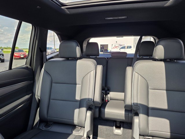 Used 2026 Buick Enclave Preferred w/ Power Package AWD/4WD image 59