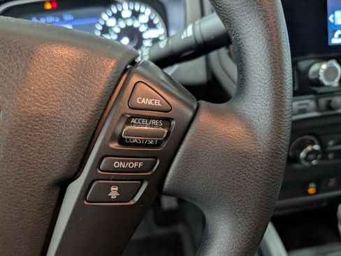 Used 2025 Nissan Frontier S w/ S Utility Package image 16