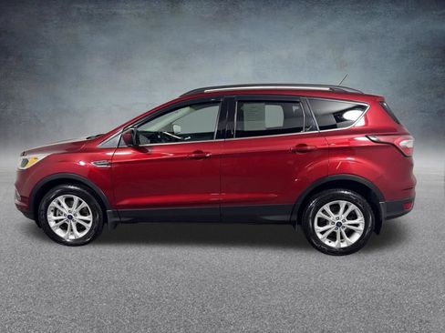 Used 2018 Ford Escape SE w/ Ford Safe & Smart Package AWD/4WD image 3