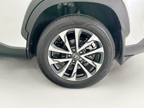 Certified 2025 Toyota Corolla Cross XLE w/ Convenience Package AWD/4WD image 29