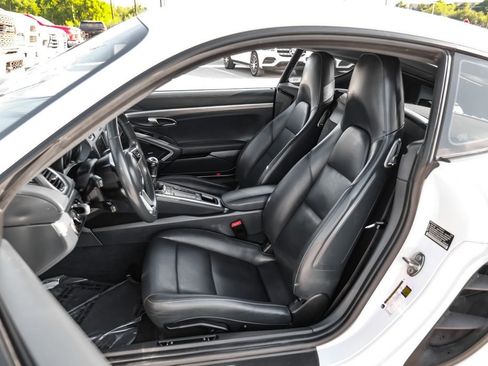 Used 2021 Porsche 718 Cayman RWD image 31