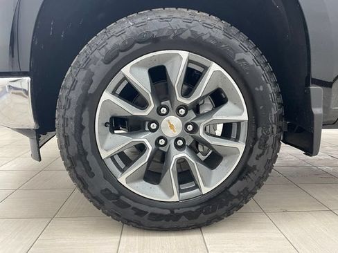 New 2026 Chevrolet Silverado 1500 LT AWD/4WD image 7
