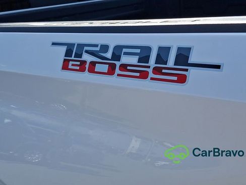 Certified 2023 Chevrolet Silverado 1500 LT Trail Boss w/ LT Trail Boss Premium Package AWD/4WD image 32