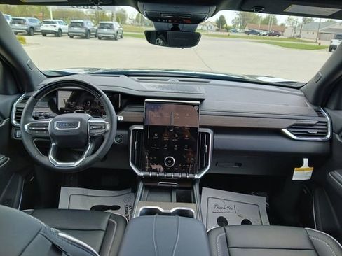 New 2026 GMC Acadia Denali w/ Super Cruise Package AWD/4WD image 40