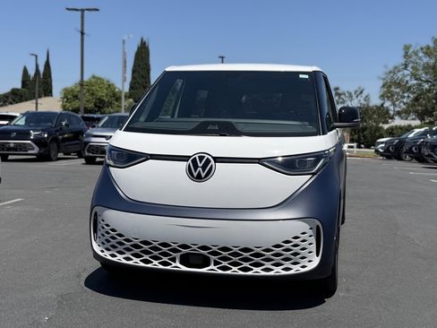 New 2025 Volkswagen ID. Buzz Pro S image 5