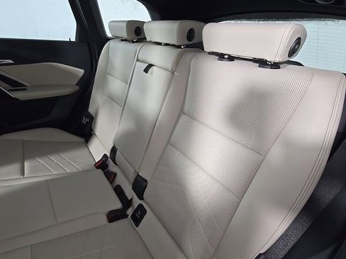 Used 2023 BMW X1 xDrive28i w/ Premium Package image 12