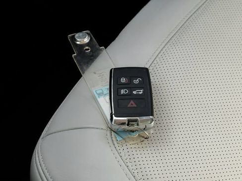 Used 2026 Land Rover Defender 110 S AWD/4WD image 66