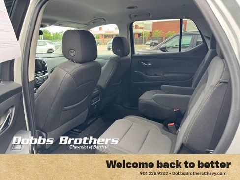 Used 2021 Chevrolet Traverse LT FWD image 16