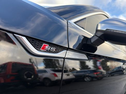 Used 2018 Audi S5 Premium Plus w/ Navigation Package image 4