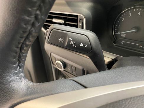 Used 2023 Ford Explorer Limited image 38