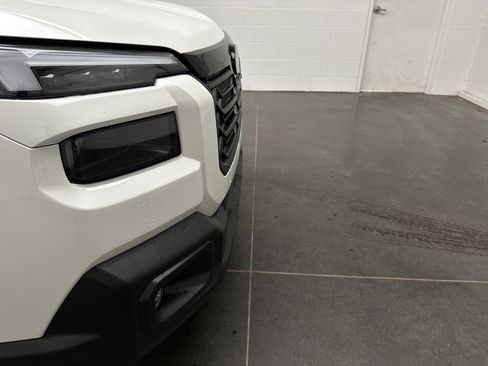 New 2026 Subaru Outback Limited AWD/4WD image 2