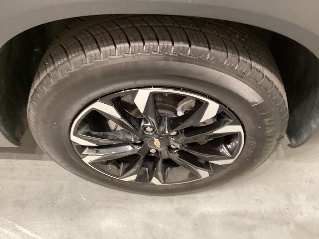 Used 2022 Chevrolet TrailBlazer LT FWD image 30