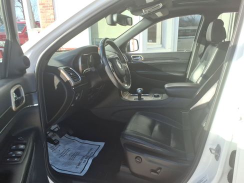 Used 2014 Jeep Grand Cherokee Limited AWD/4WD image 9