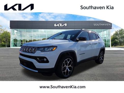 Used 2024 Jeep Compass Limited image 1